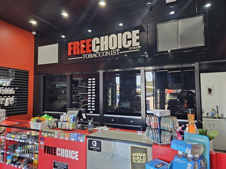 Coomera City Front Counter & Cupboard